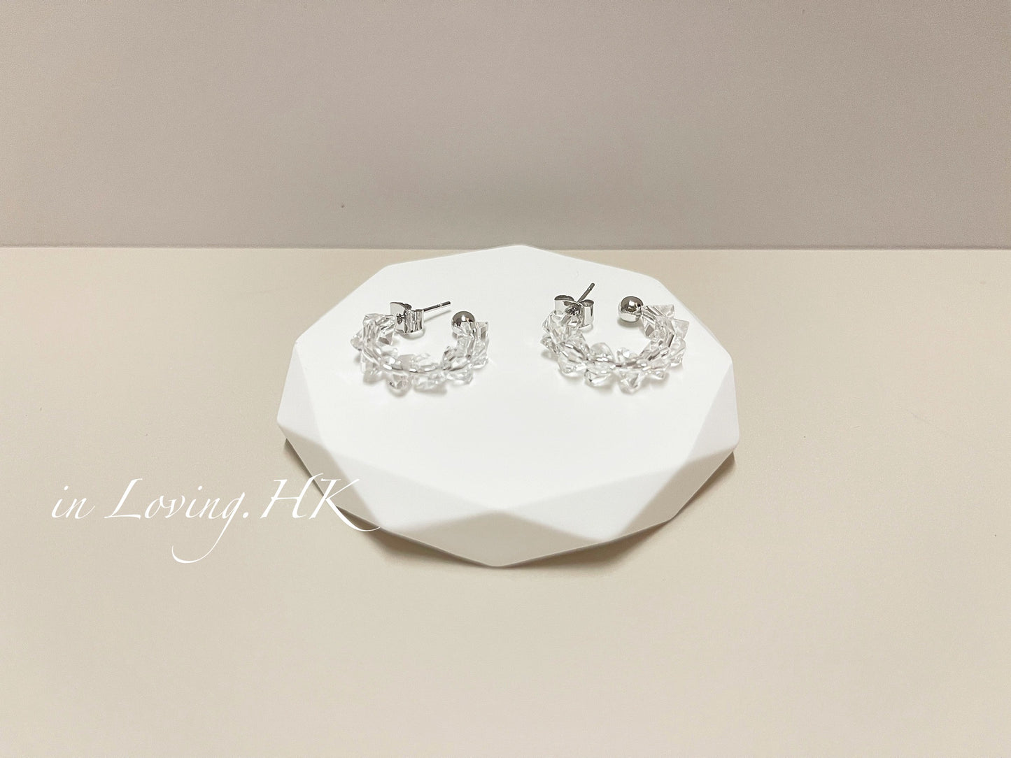 [Ready Stock] Clear Crystal Acrylic C-Hoop Earrings KR2410ER01