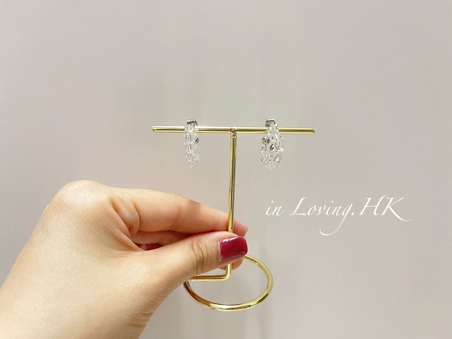 [Ready Stock] Clear Crystal Acrylic C-Hoop Earrings KR2410ER01